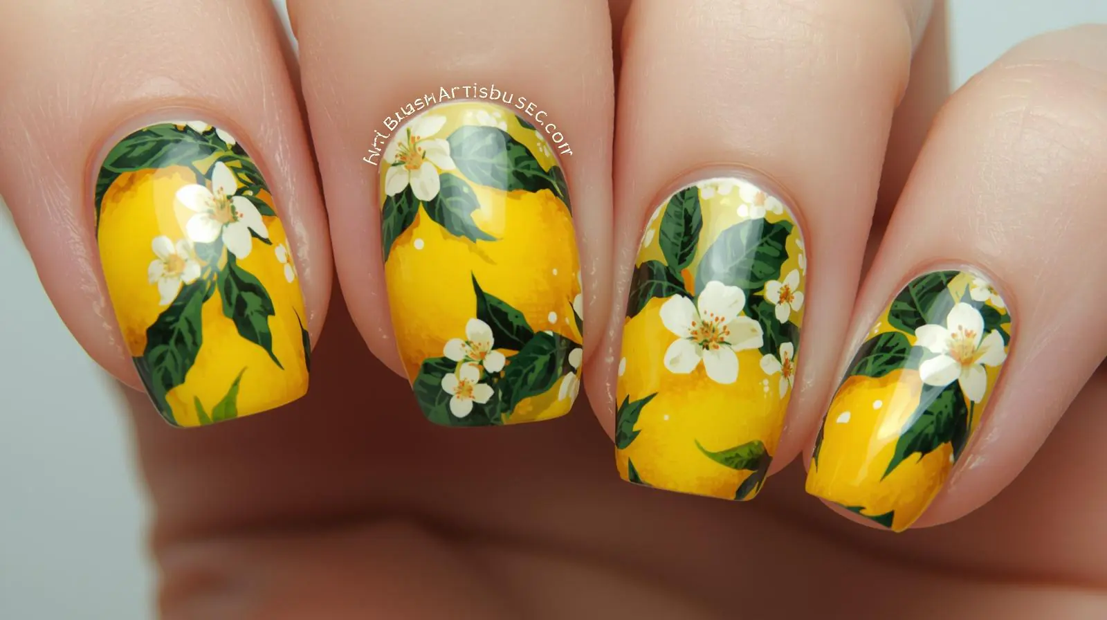 Citrus Nails